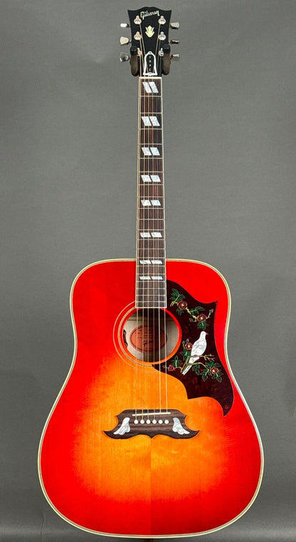 Gibson Dove Original 2025 - Vintage Cherry Sunburst