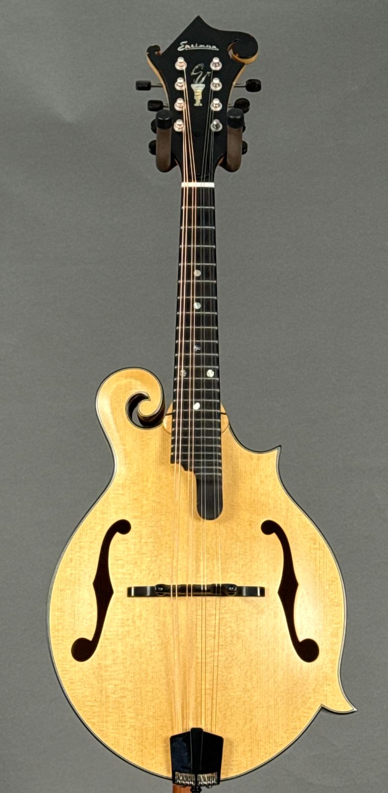 Eastman MD915 2024 - Natural