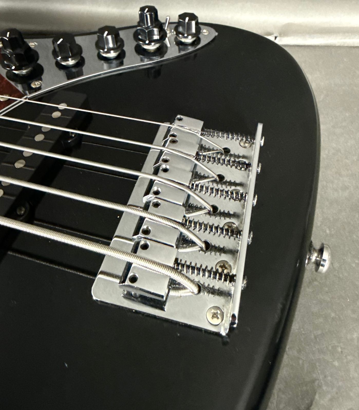 Sire Marcus Miller V7 5-String Bass - Black