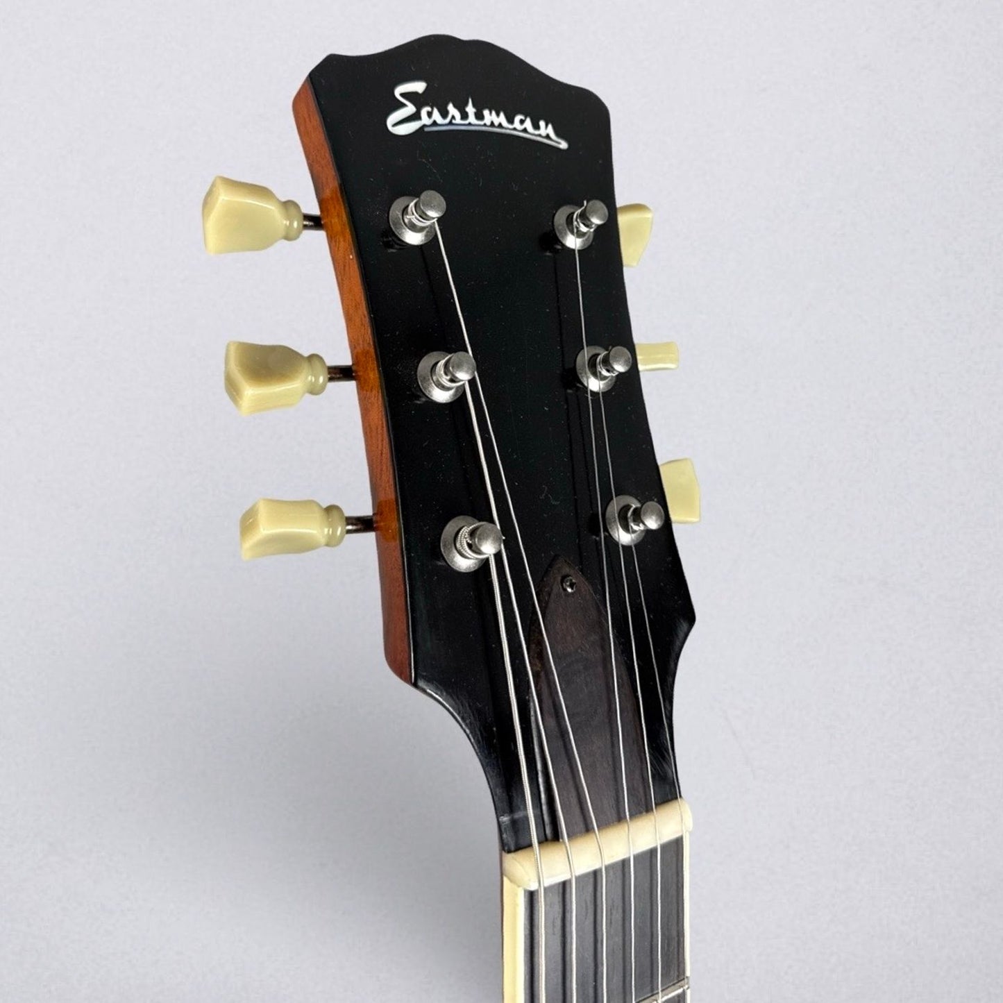 Eastman SB59/v Goldburst