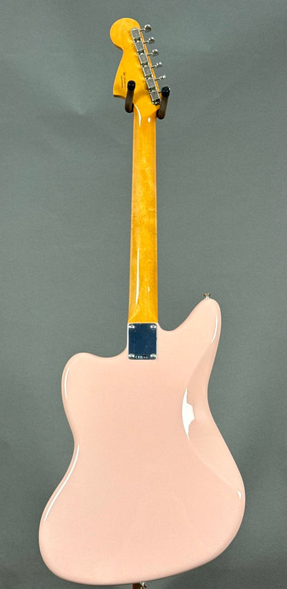 Fender Vintera III Mid ‘60s Jaguar 2026 - She’ll Pink