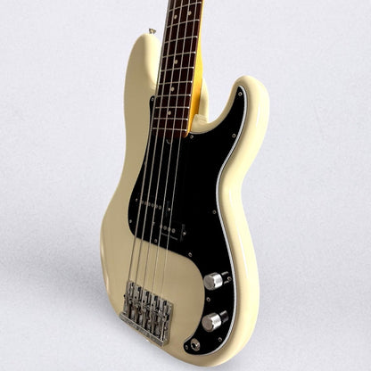 Fendwr American Professional II Precision Bass V 2025 - Olympic White