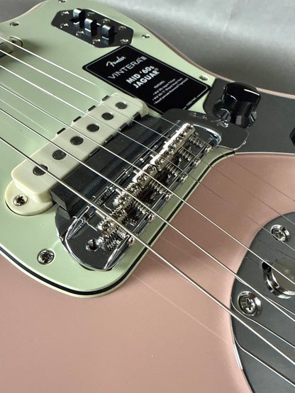 Fender Vintera III Mid ‘60s Jaguar 2026 - She’ll Pink