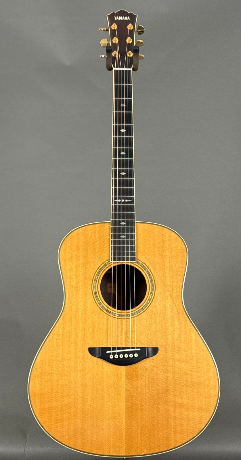 Yamaha LL500 - Natural