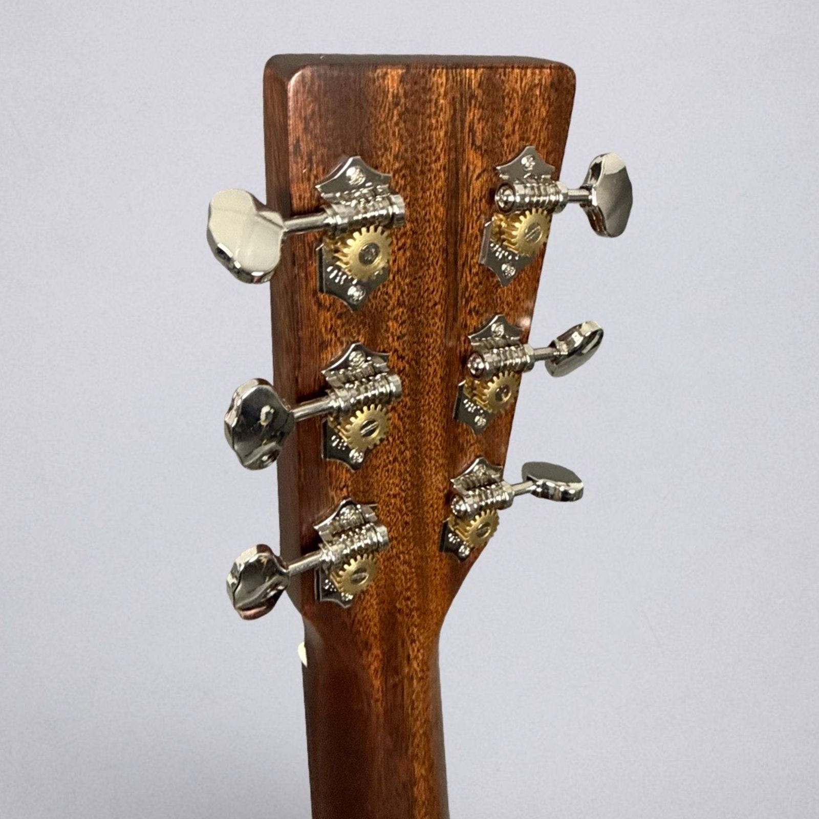 Martin O-10E Jason Isbell 2025 - Dark Mahogany