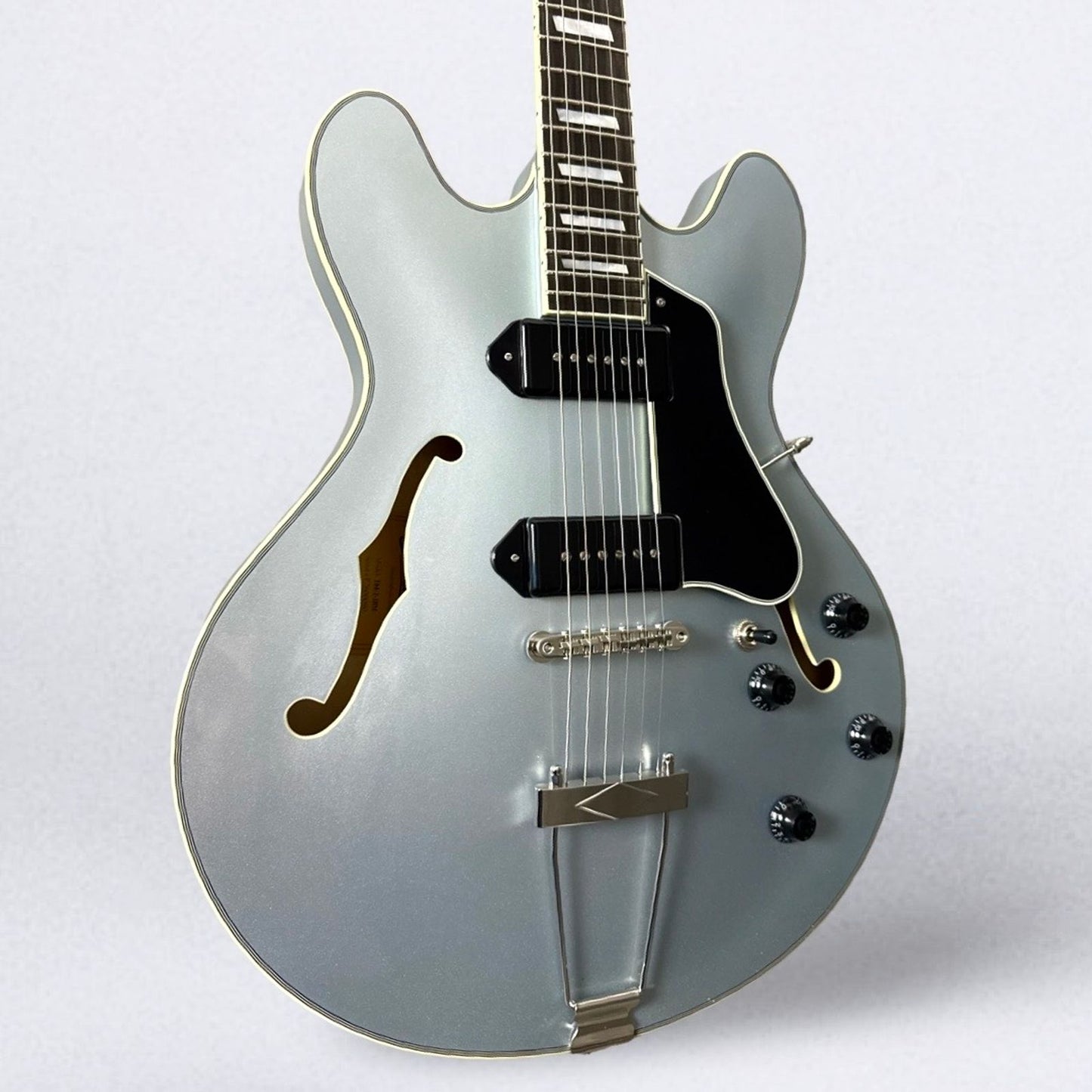 Eastman T64 Trapeze Ice Blue Metallic 2026