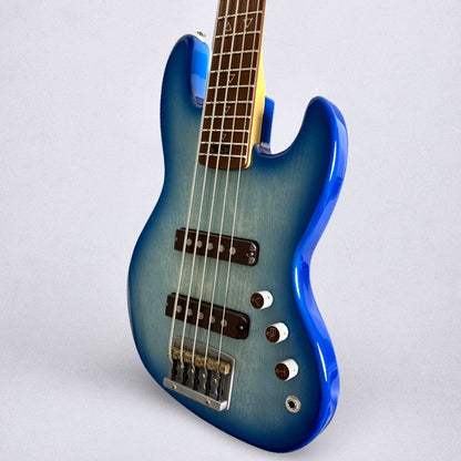 Valiant Mini Bass 5-String 2026 - Icy Blue