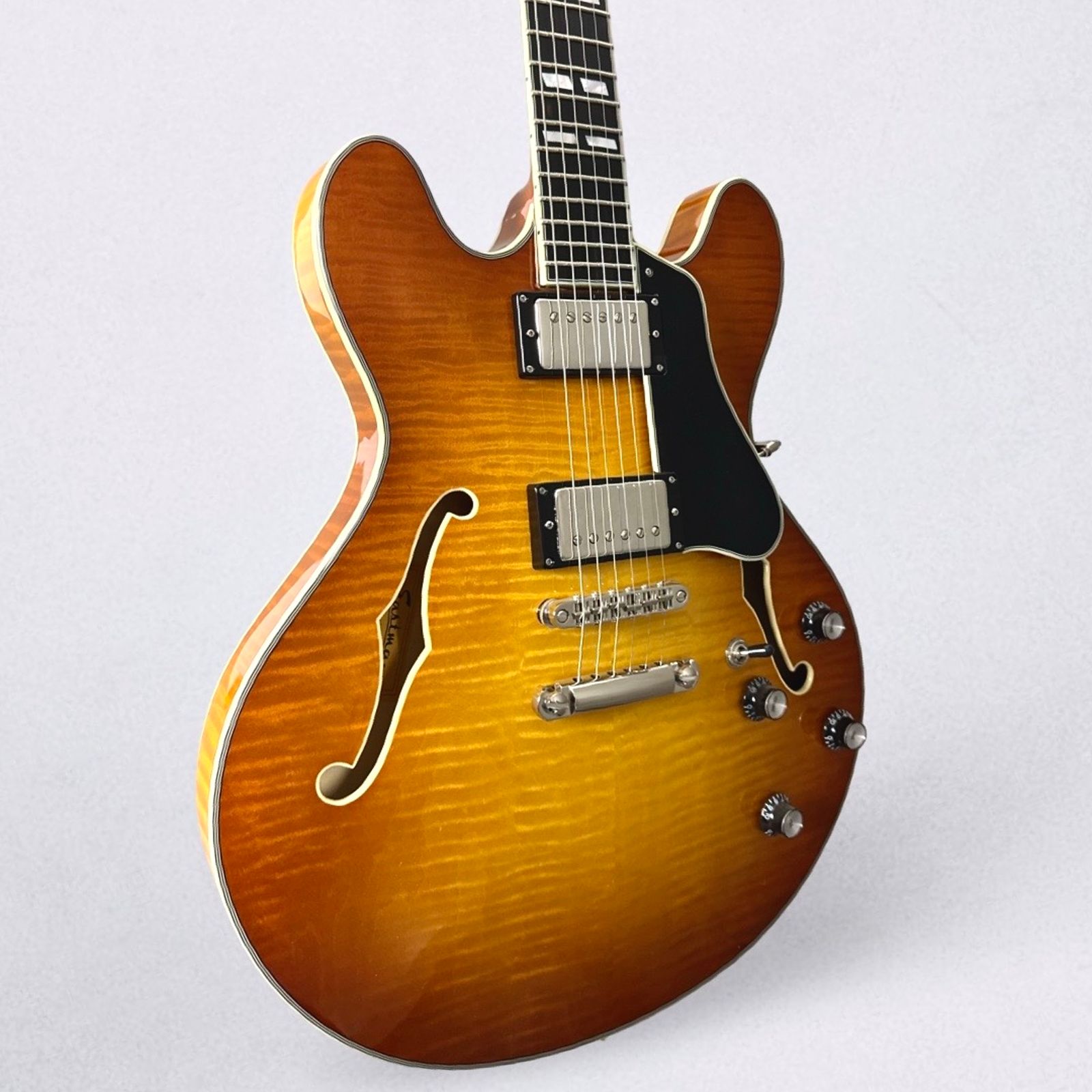 Eastman T486-GB 2025 - Goldburst