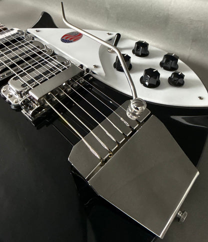 Rickenbacker 325C64 John Lennon 2025 - Jetglo