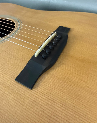 Eastman E1DL Left-Handed Dreadnought - Natural