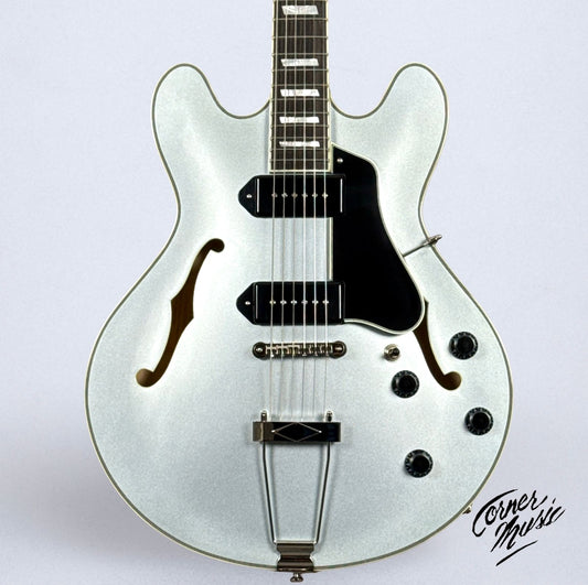Eastman T64 Trapeze Ice Blue Metallic 2026