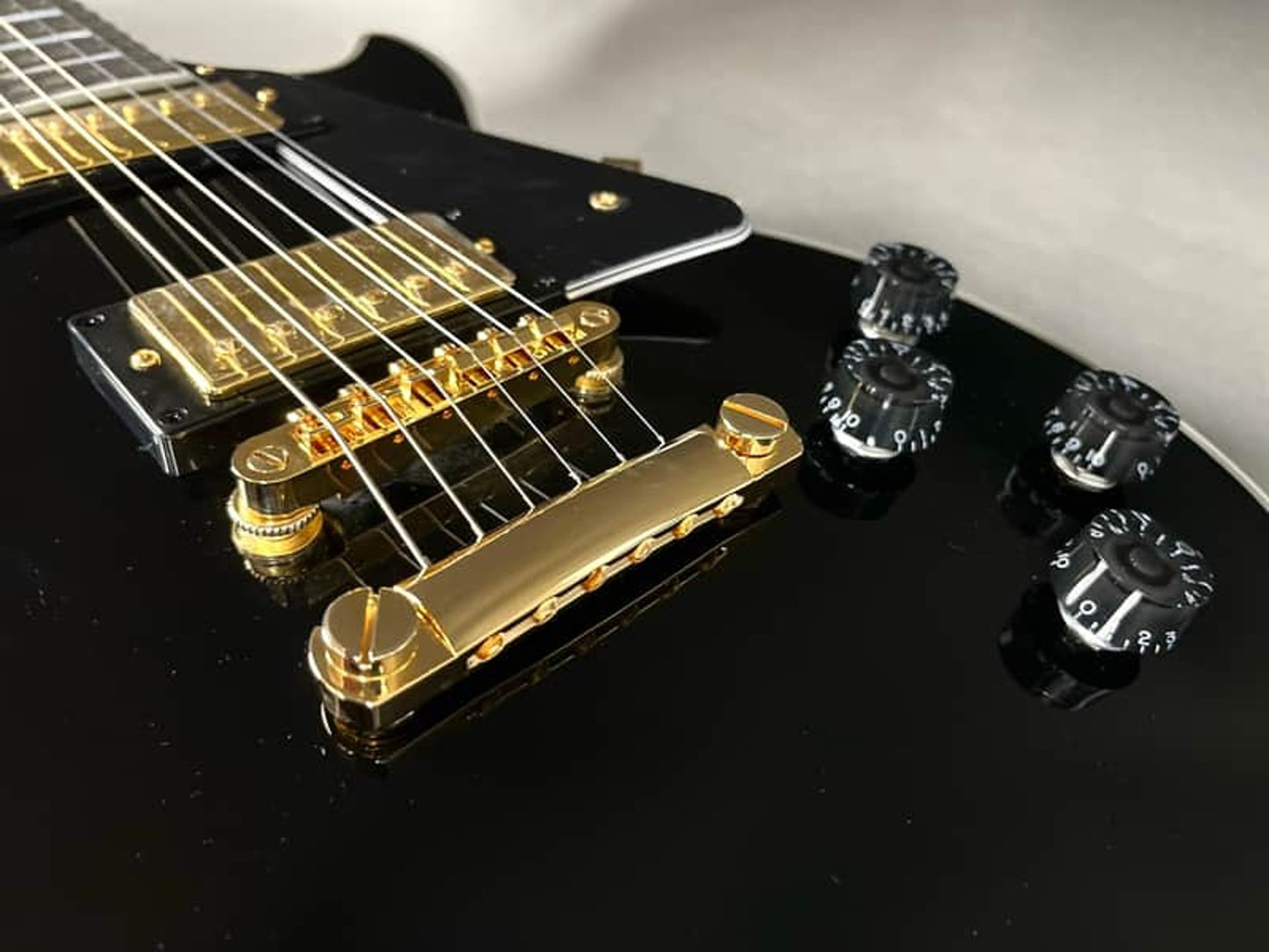 Epiphone Inspired by Gibson Custom Les Paul Custom 2025 - Ebony