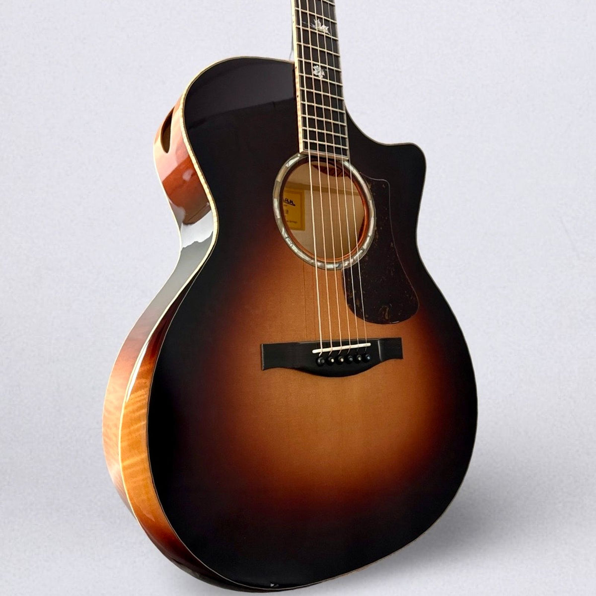 Eastman AC622CE 2026 - Sunburst