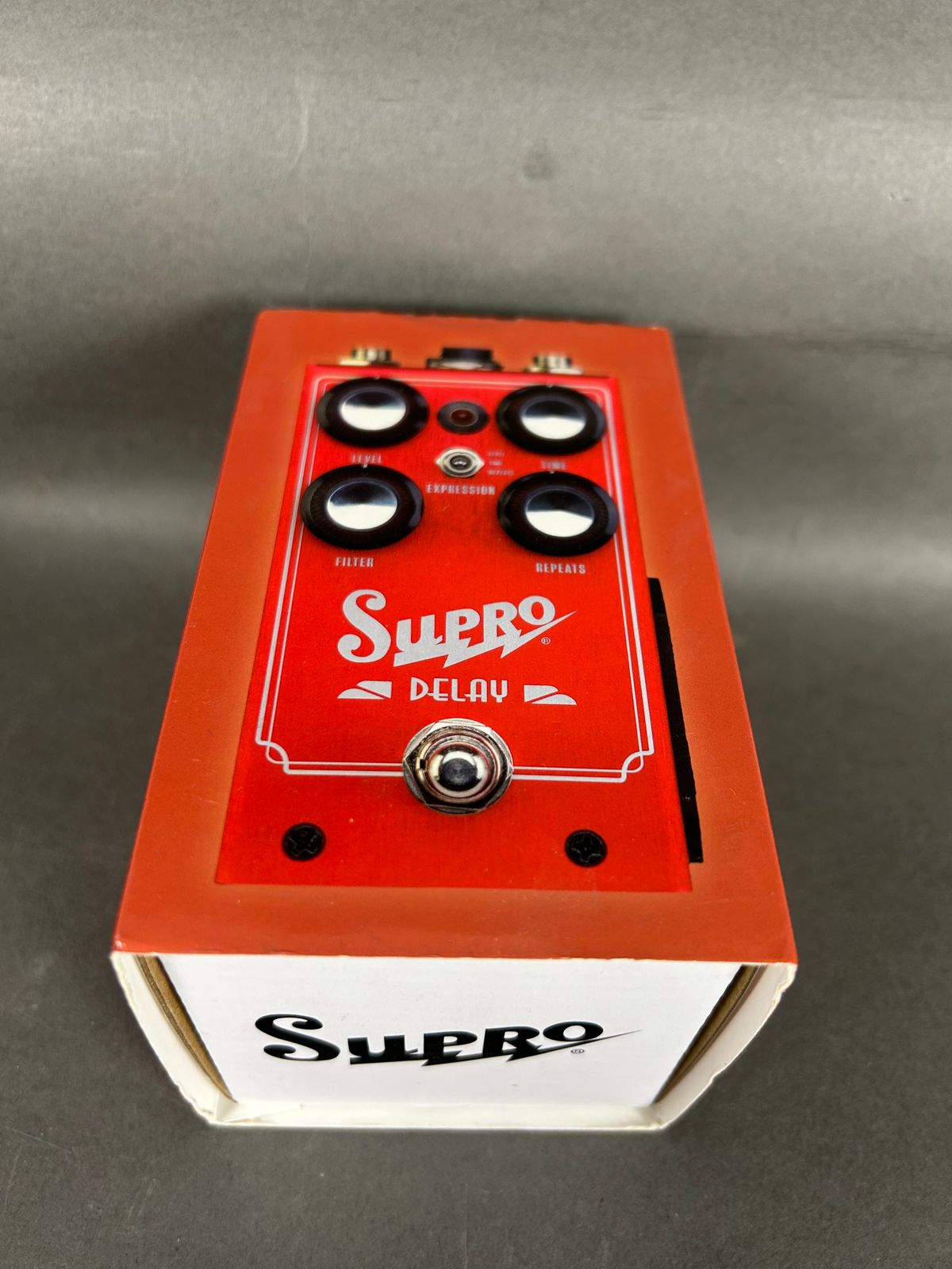 Supro Delay - Red
