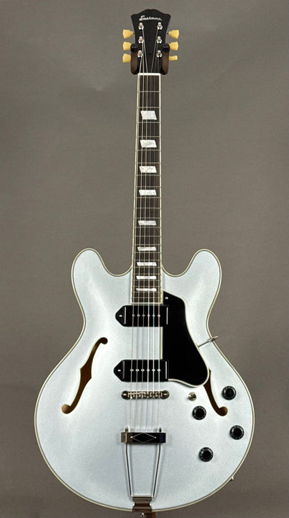 Eastman T64 Trapeze Ice Blue Metallic 2026