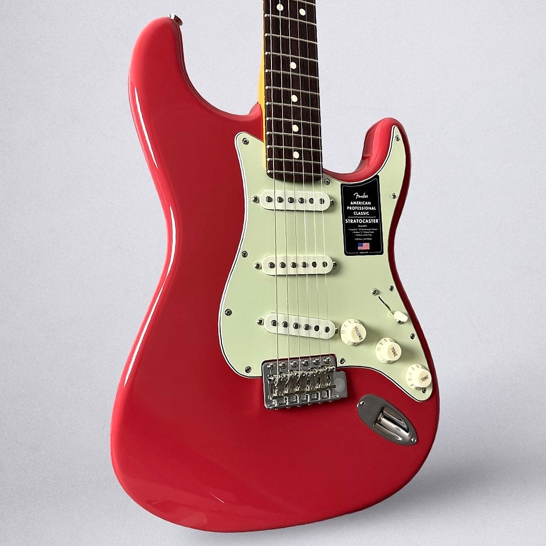 Fender American Professional Classic Stratocaster 2025 - Faded Dakota Red