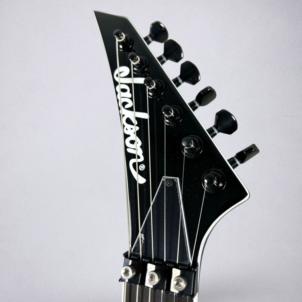 Jackson Pro Series Signature Wes Borland King V 2026 - Black with White Bevels