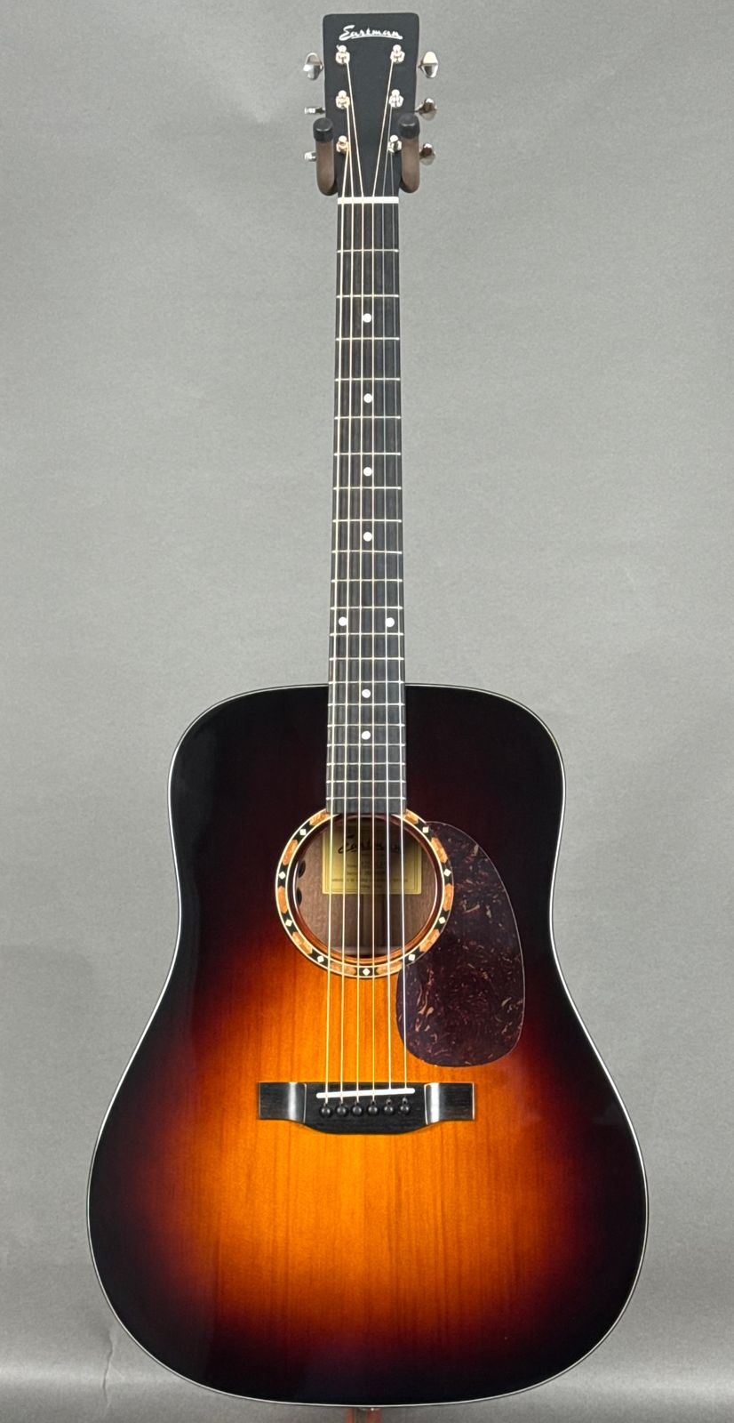Eastman E2D-DLX 2025 - Sunburst