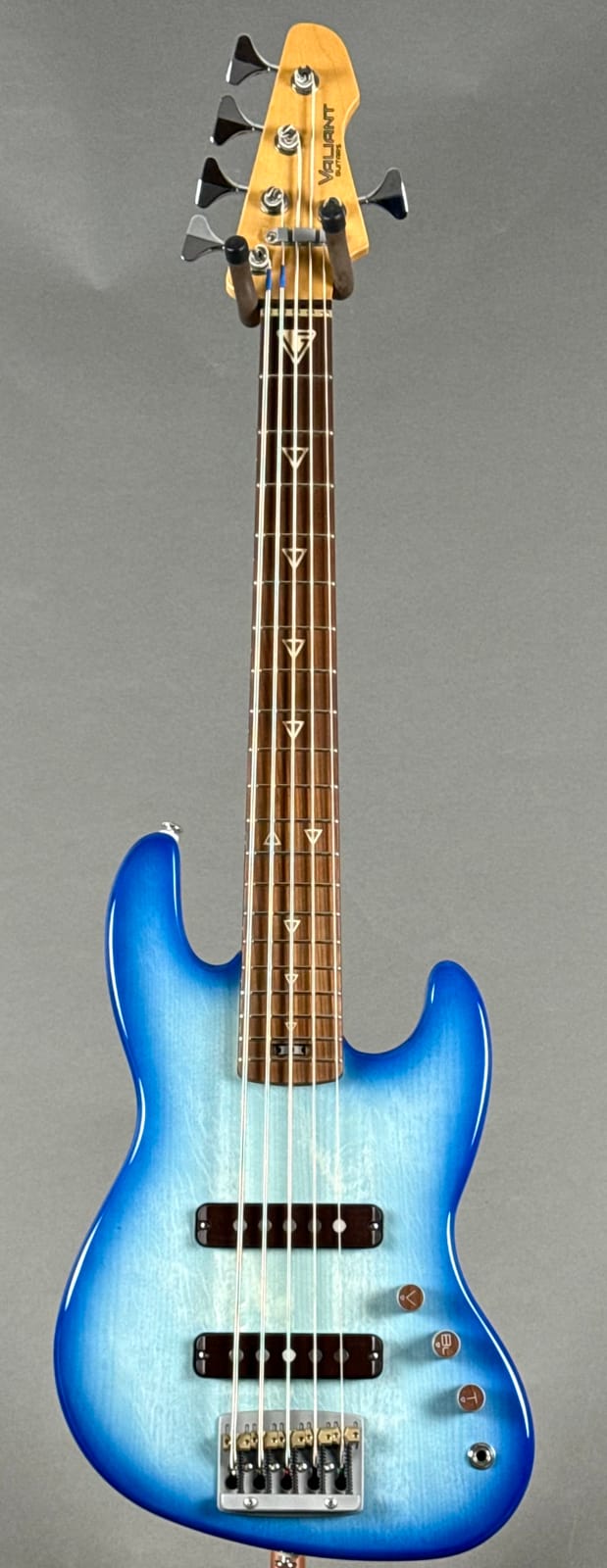 Valiant Mini Bass 5-String 2026 - Icy Blue