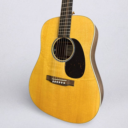 Martin D Jr. E Walnut Acoustic/Electric 2026 - Natural Aging Toner