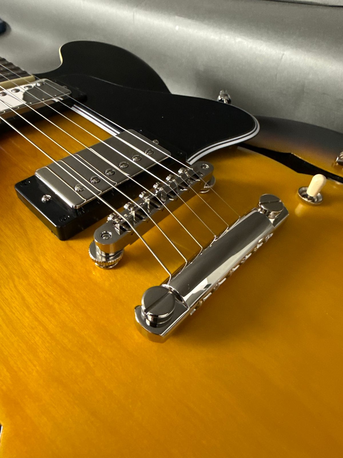 Epiphone Inspired by Gibson Custom 1962 ES-335 Reissue 2025 - Vintage Burst