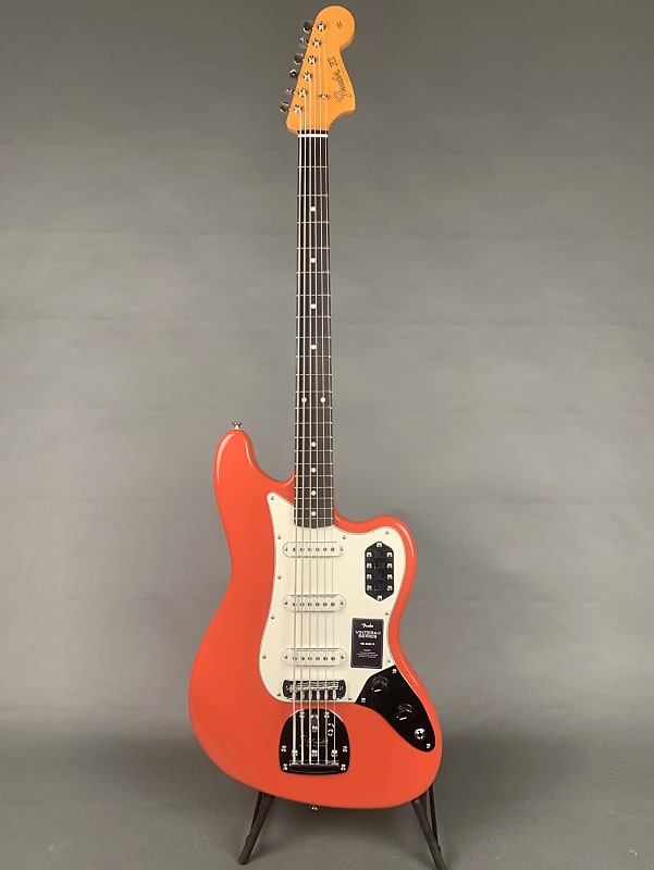 Fender Vintera II 60s Bass VI - Fiesta Red