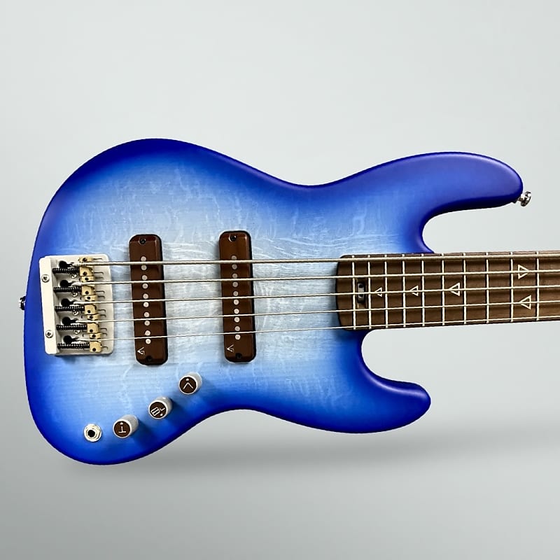 Valiant Mini Bass 5-String 2024 - Icy Blue