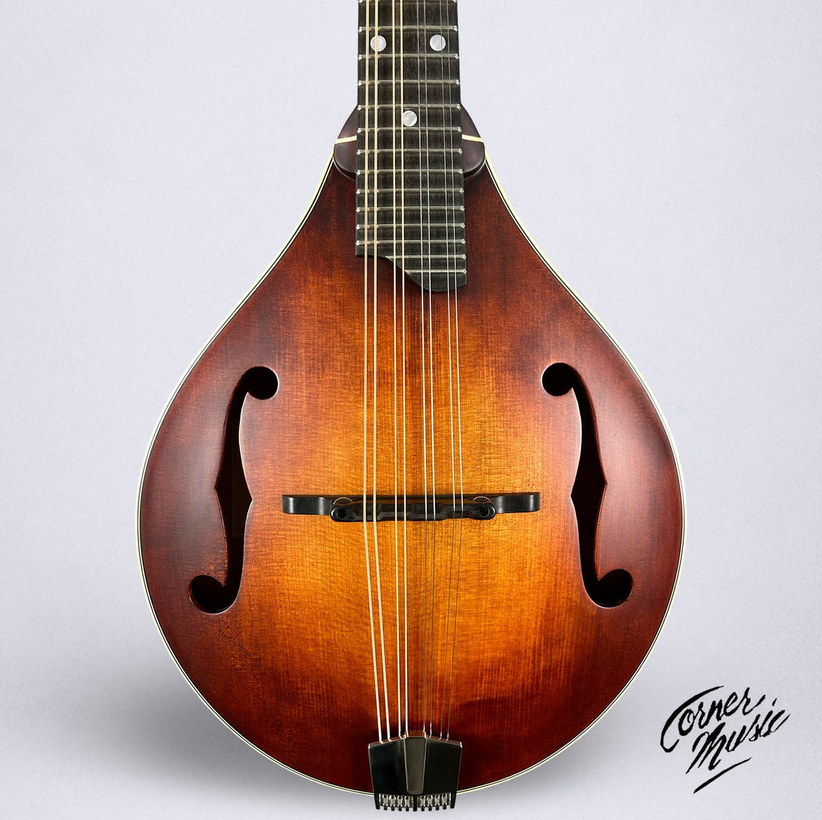 Eastman MD305 Adirondack 2026 - Amberburst