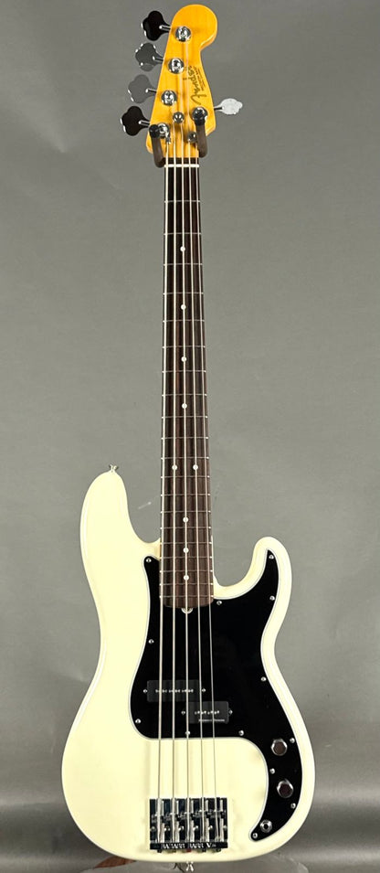 Fendwr American Professional II Precision Bass V 2025 - Olympic White