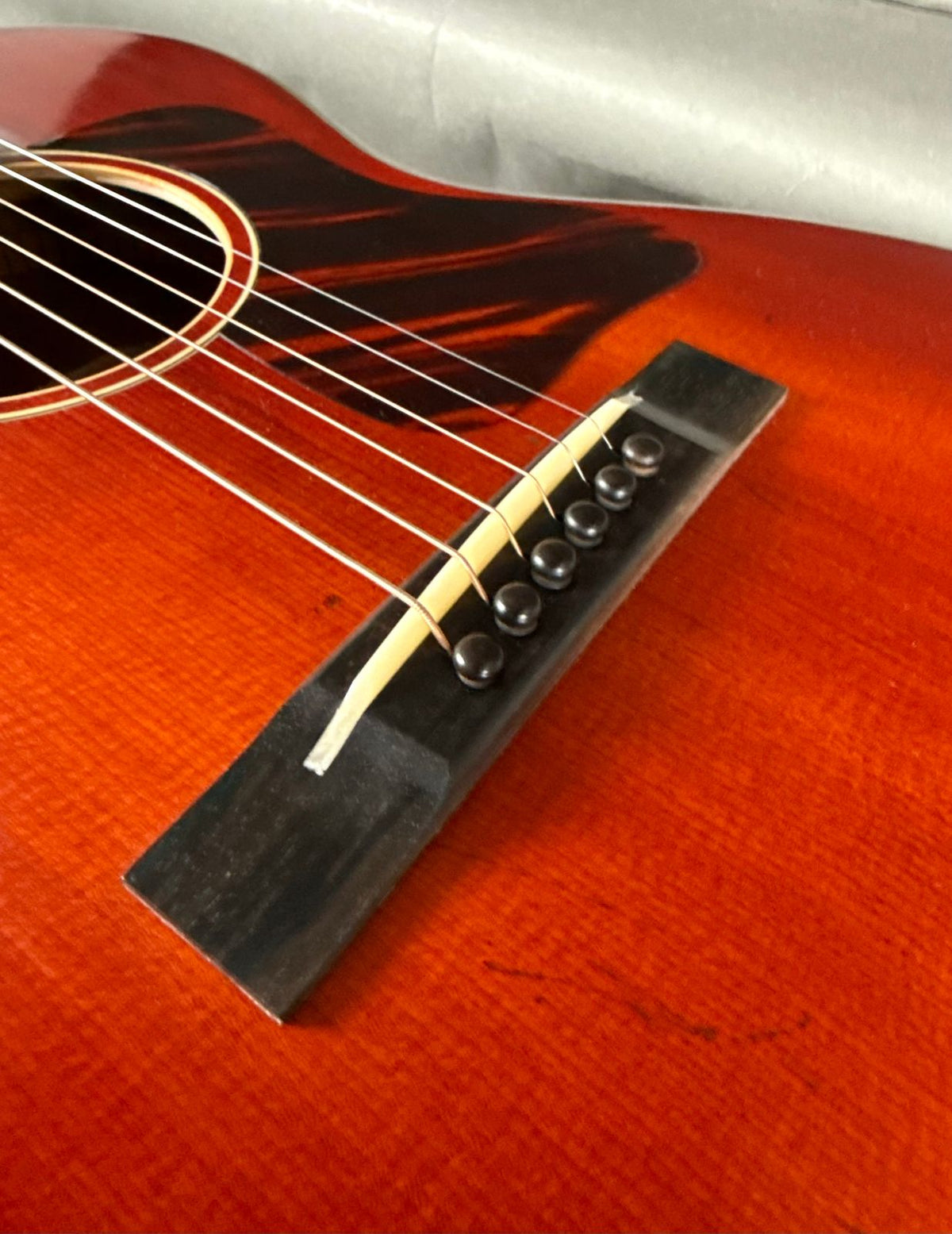 Eastman E10OOSS/v - Classic Antique Varnish