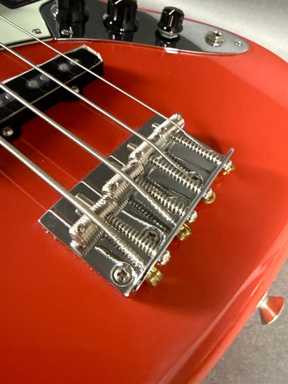 Fender Vintera II 60’s Jazz Bass - Fiesta Red
