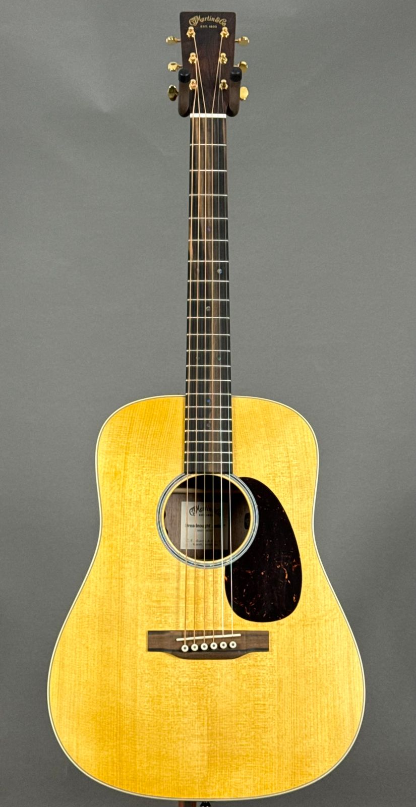 Martin D Jr. E Walnut Acoustic/Electric 2026 - Natural Aging Toner