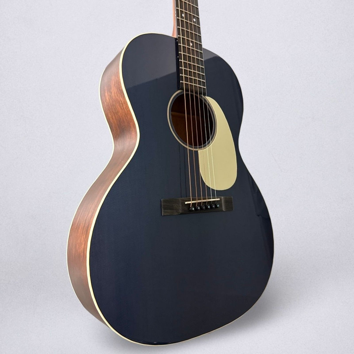 Martin 00L-16E 2026 - Blue Denim