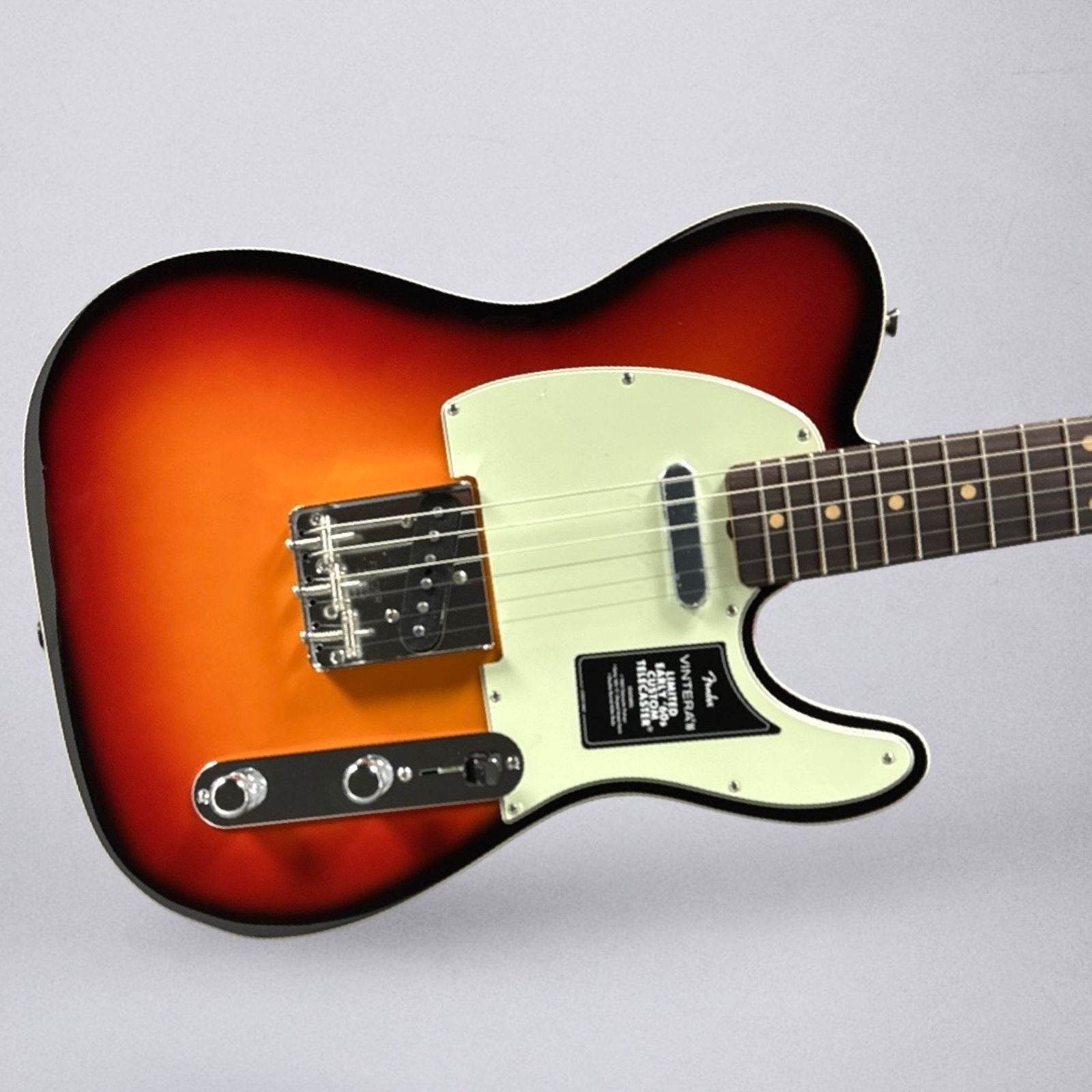 Fender Limited Edition Vintera III Early ‘60s Custom Telecaster 2026 - 3-Color Sunburst