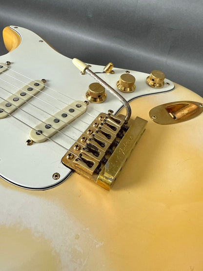 Fender “The Strat” 1980-1983 - Aztec White