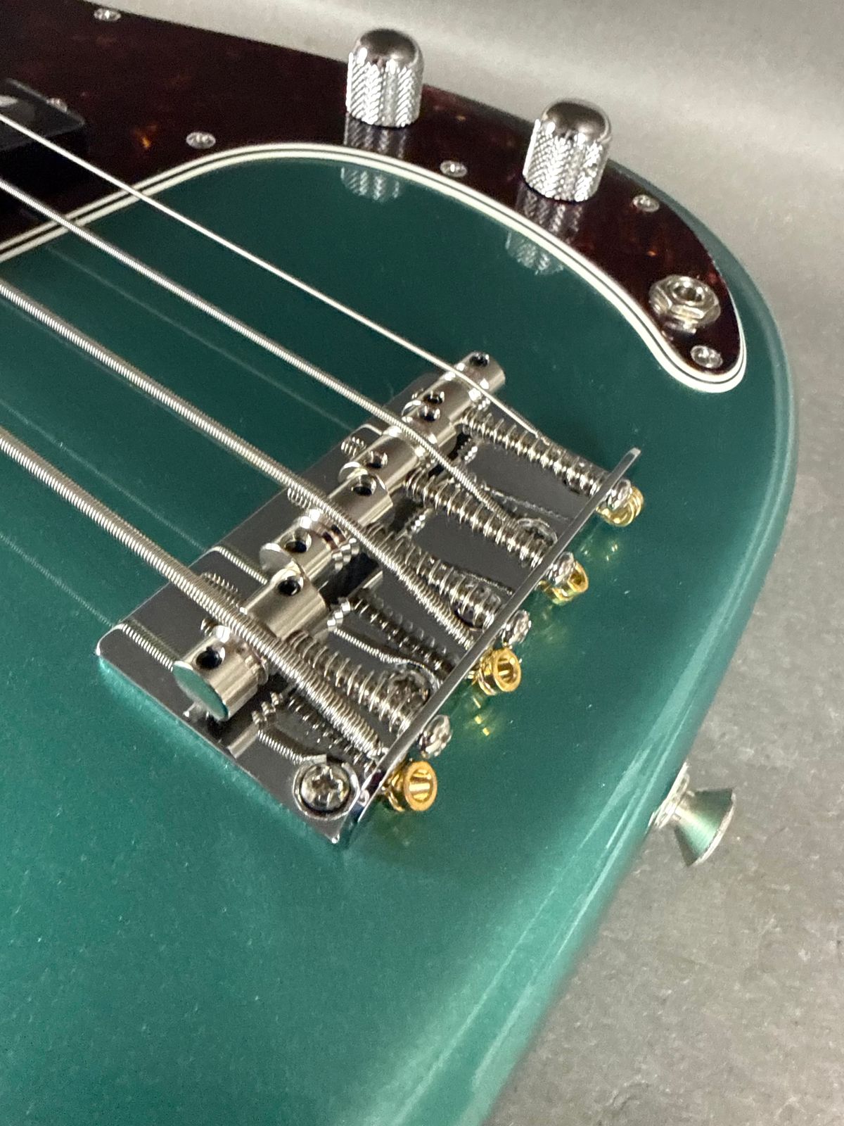 Fender American Professional Classic Precision Bass 2026 - Faded Sherwood Green Metallic