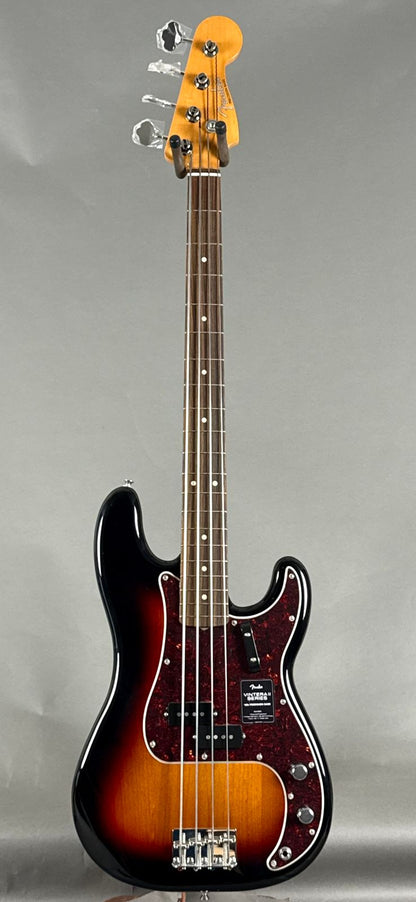 Fender Vintera II 60’s Precision Bass - 3-Tone Sunburst
