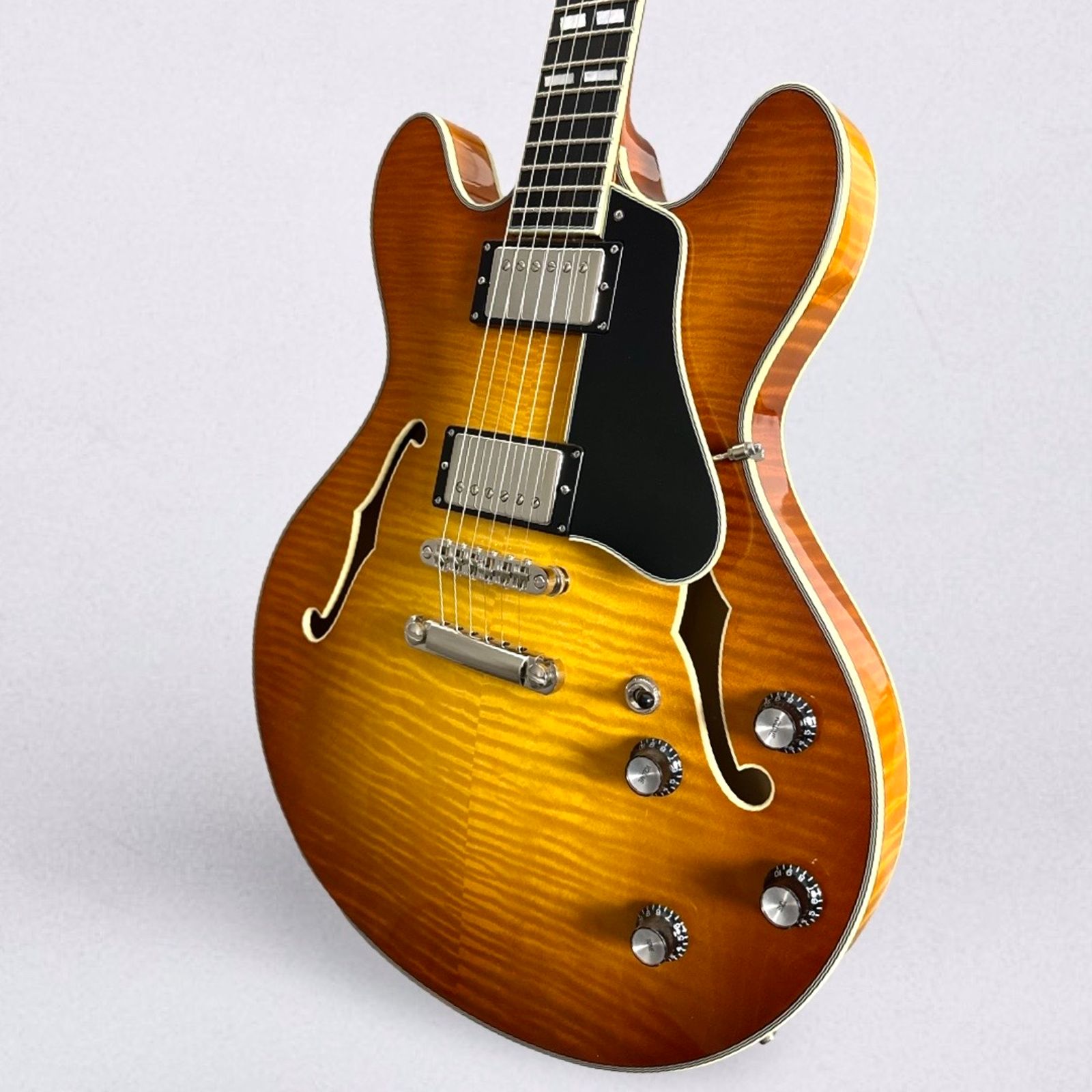 Eastman T486-GB 2025 - Goldburst