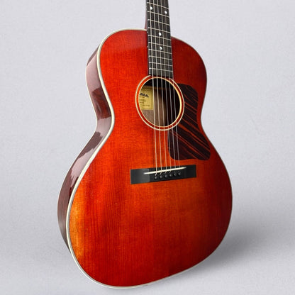 Eastman E10OOSS/v 2025 - Classic Antique Varnish