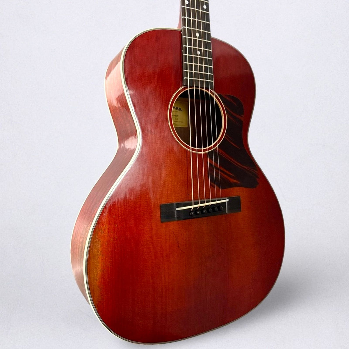 Eastman E10OOSS/v - Classic Antique Varnish