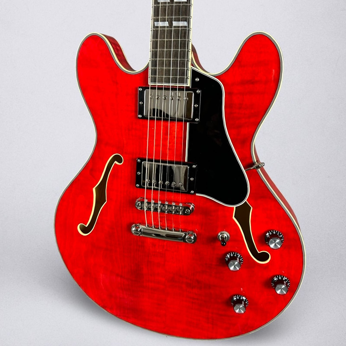 Eastman T486 2026 - Red