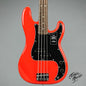 Fender Player II Precision Bass 2024 - Coral Red