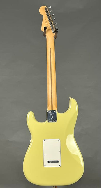 Fender Player II Stratocaster HSS 2024 - Hialeah Yellow