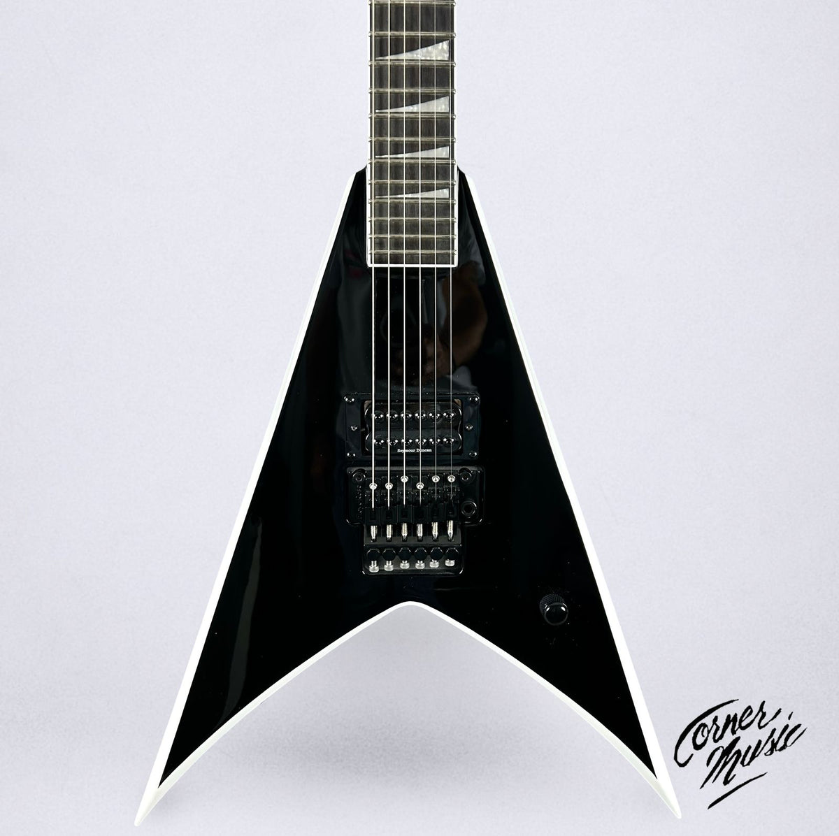 Jackson Pro Series Signature Wes Borland King V 2026 - Black with White Bevels