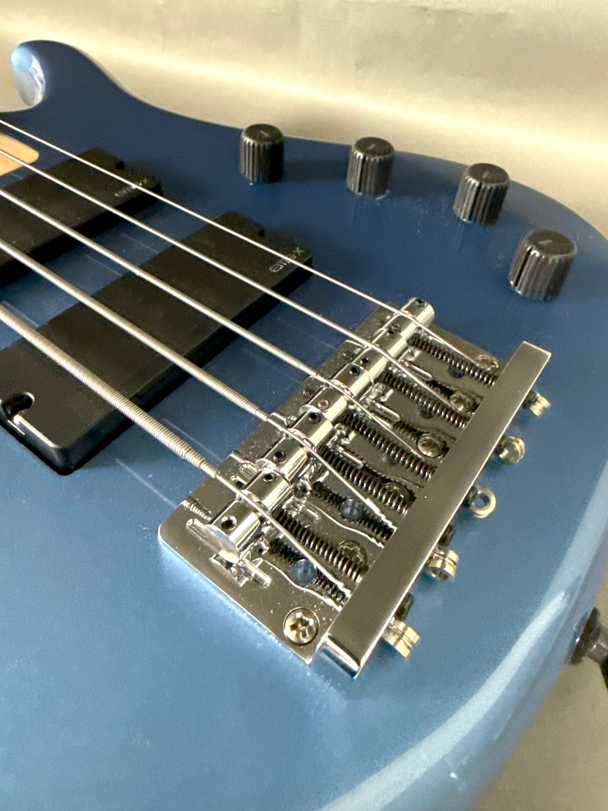 G. Gould GGi5 Hybrid 2026 - Vintage Ice Blue