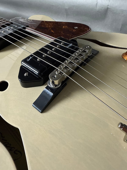 Godin 5th Avenue Thinline Kingpin P90 2025 - Trans Cream