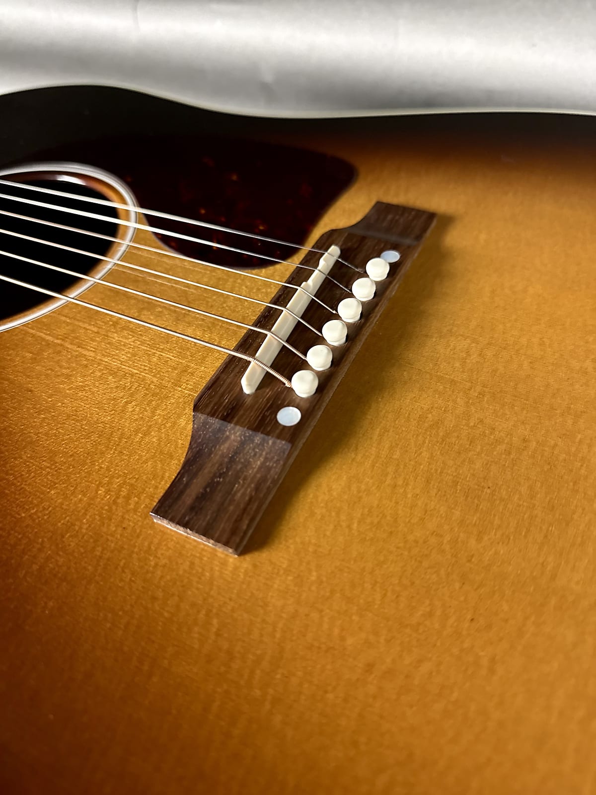 Gibson J-45 Standard 2025 - Vintage Sunburst