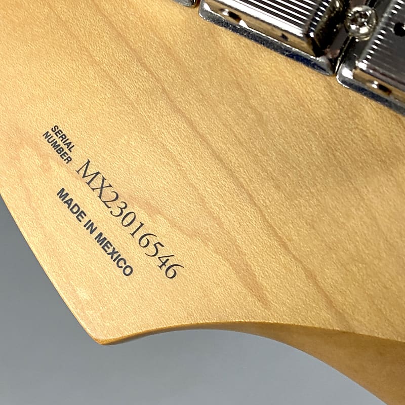 Fender Limited Edition H.E.R Stratocaster 2023 - Blue Marlin