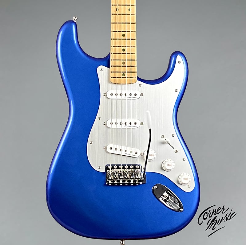 Fender Limited Edition H.E.R Stratocaster 2023 - Blue Marlin