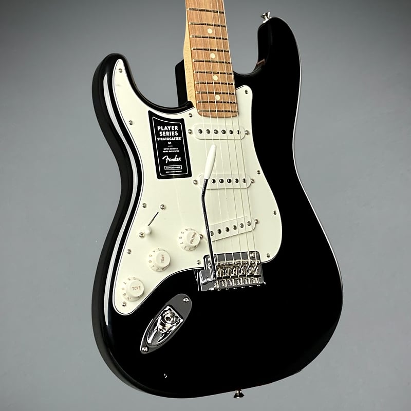 Fender Player Stratocaster Left-Handed 2021 Black w/ Pau Ferro